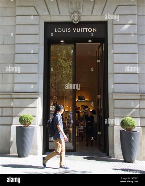 louis vuitton el paseo.